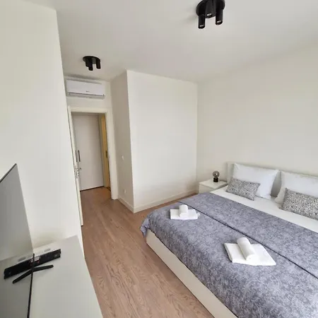 Belgrade Waterfront Bw Sava Aqua 아파트 *